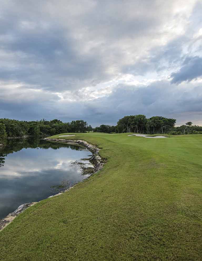 Imágenes del hoyo 16 para el campo de 18 hoyos de Golf Riviera Maya